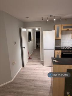 2 bedroom flat to rent, Shamrock Court, London, E7