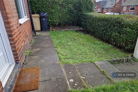 2 bedroom semi-detached house to rent, Brunswick Avenue, Horwich, Bolton, BL6