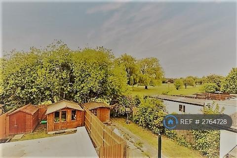 1 bedroom in a house share to rent, Ruislip, Ruislip, HA4