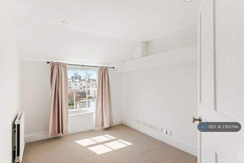 undefined, Ashford Road, Cheltenham, GL50