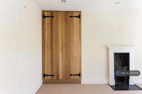 undefined, Ashford Road, Cheltenham, GL50
