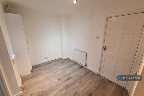 undefined, Gorseway, Romford, RM7