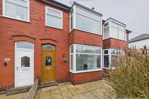 3 bedroom terraced house to rent, Longway, Blackpool FY4