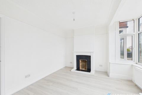 3 bedroom terraced house to rent, Longway, Blackpool FY4