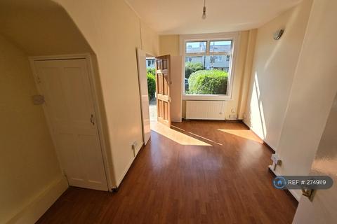 2 bedroom terraced house to rent, Ruislip Street, London, SW17