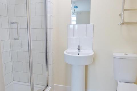 1 bedroom in a house share to rent, Selborne Place, Littlehampton BN17