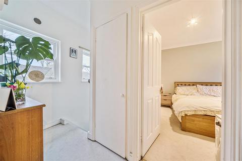 1 bedroom maisonette for sale, Quadrangle Mews, Stanmore HA7