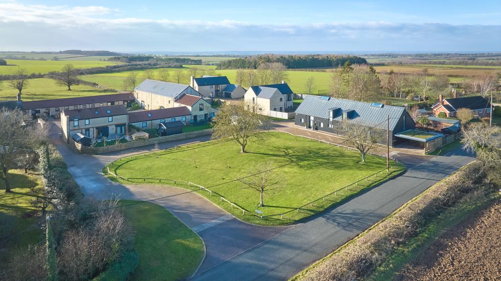 10 Hill Farm View 070126 4
