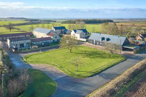 4 bedroom semi-detached house for sale, Hill Farm View, Newmarket CB8