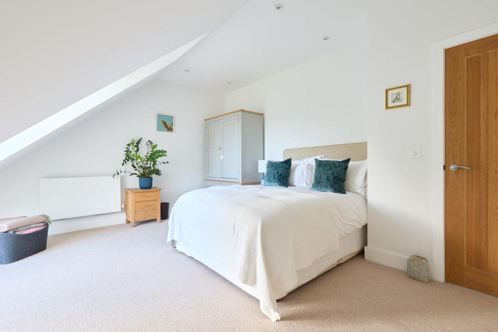 10 Hill Farm View 070126 47