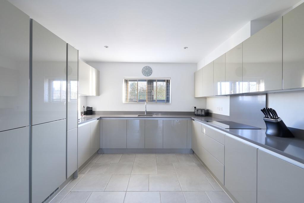 10 Hill Farm View 070126 20