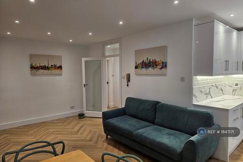 undefined, Shelburne Court, London, SW15