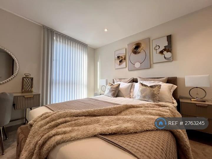 Luxury 1 Bed Flat - Brand New