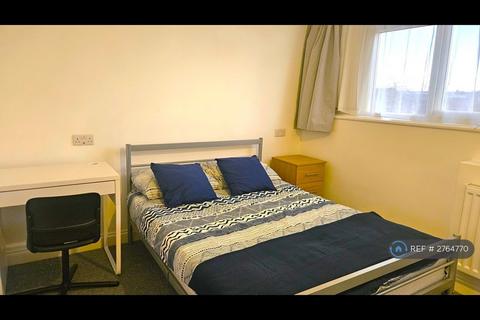1 bedroom in a house share to rent, Barnhill Rd, Wembley, HA9