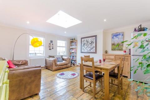3 bedroom flat for sale, Hoxton Street, London, N1 6LP