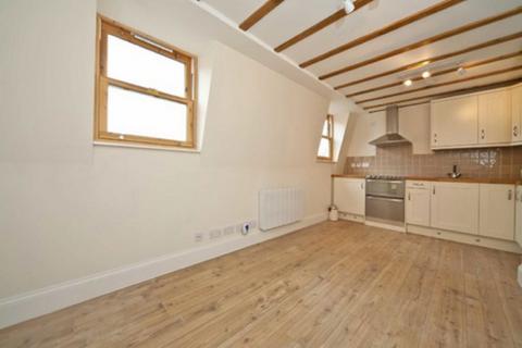 1 bedroom flat to rent, Fulham Road, London SW6