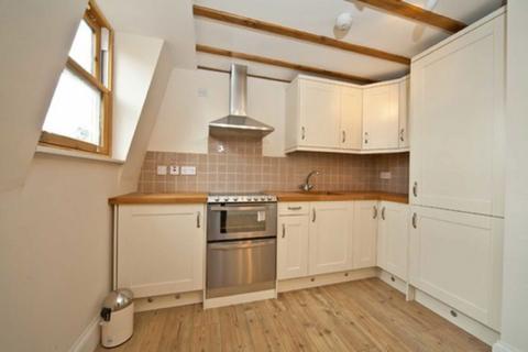 1 bedroom flat to rent, Fulham Road, London SW6