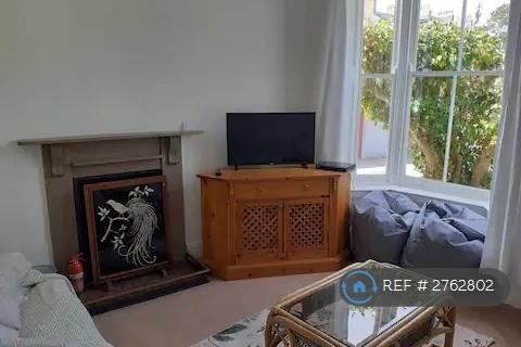 3 bedroom end of terrace house to rent, St. Marys Terrace, Penzance, TR18