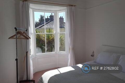 3 bedroom end of terrace house to rent, St. Marys Terrace, Penzance, TR18