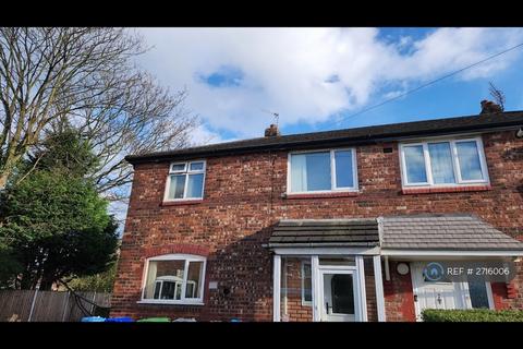 1 bedroom in a house share to rent, Alford Avenue, Manchester, M20