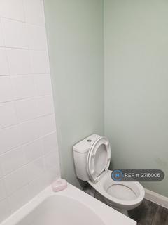 1 bedroom in a house share to rent, Alford Avenue, Manchester, M20