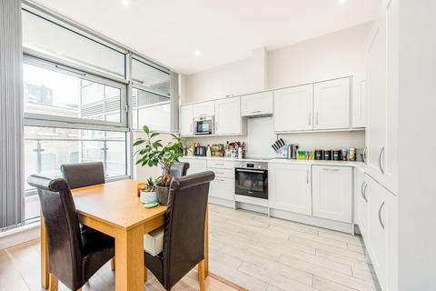 2 bedroom apartment to rent, Commercial Road, Aldgate, E1