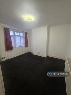 2 bedroom flat to rent, Everton Drive, Stanmore, HA7