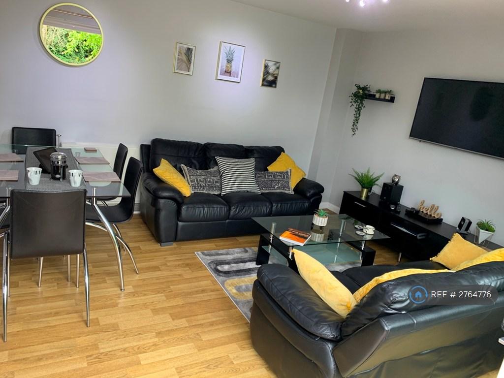 Dining Table For 6 Plus Comfy Sofas