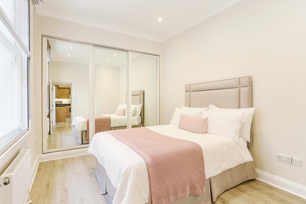 Flat 1, 332 Kings Ro