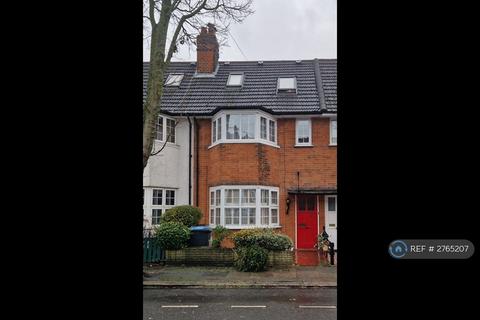 4 bedroom terraced house to rent - Queens Avenue, London, N21