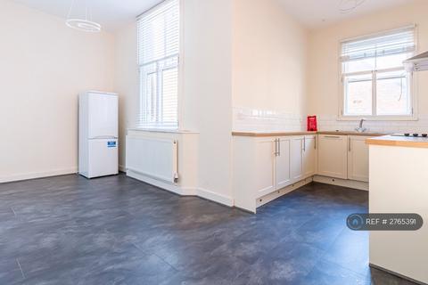 2 bedroom flat to rent, Scarisbrick Avenue, Southport, PR8