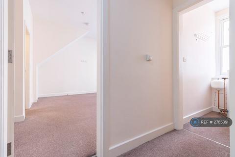 2 bedroom flat to rent, Scarisbrick Avenue, Southport, PR8