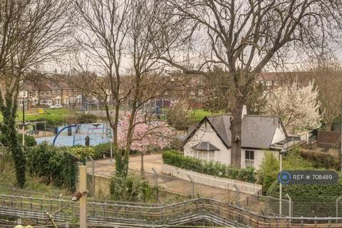 undefined, Willow Grove, London, E13