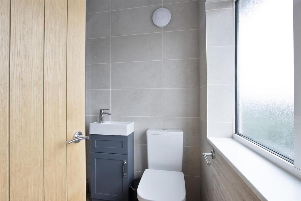 En Suite Shower Room