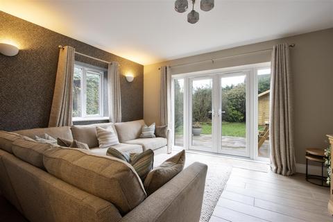 3 bedroom terraced house for sale, East Street, Scarcliffe, Chesterfield