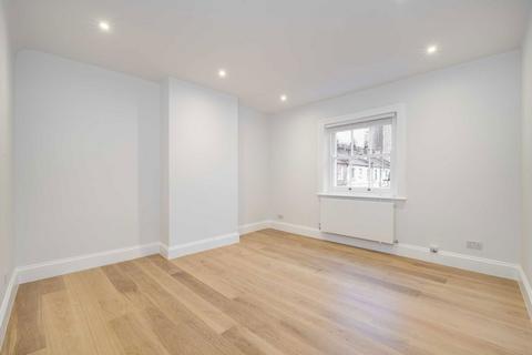 undefined, Montagu Mews South, London W1H