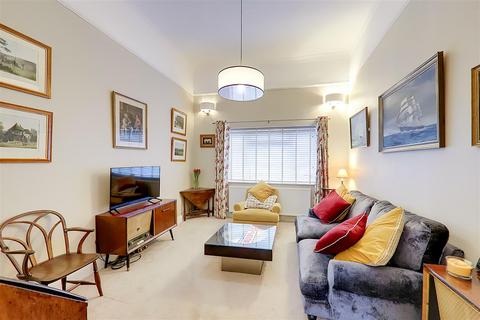 undefined, Thorn Road, Worthing BN11