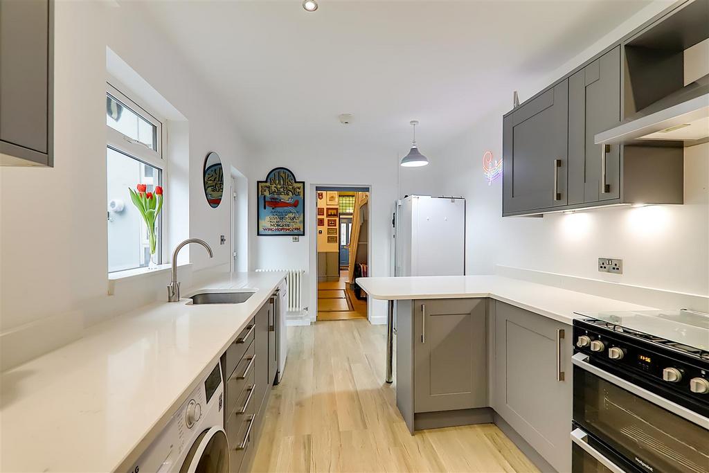 Kitchen/Breakfast Room