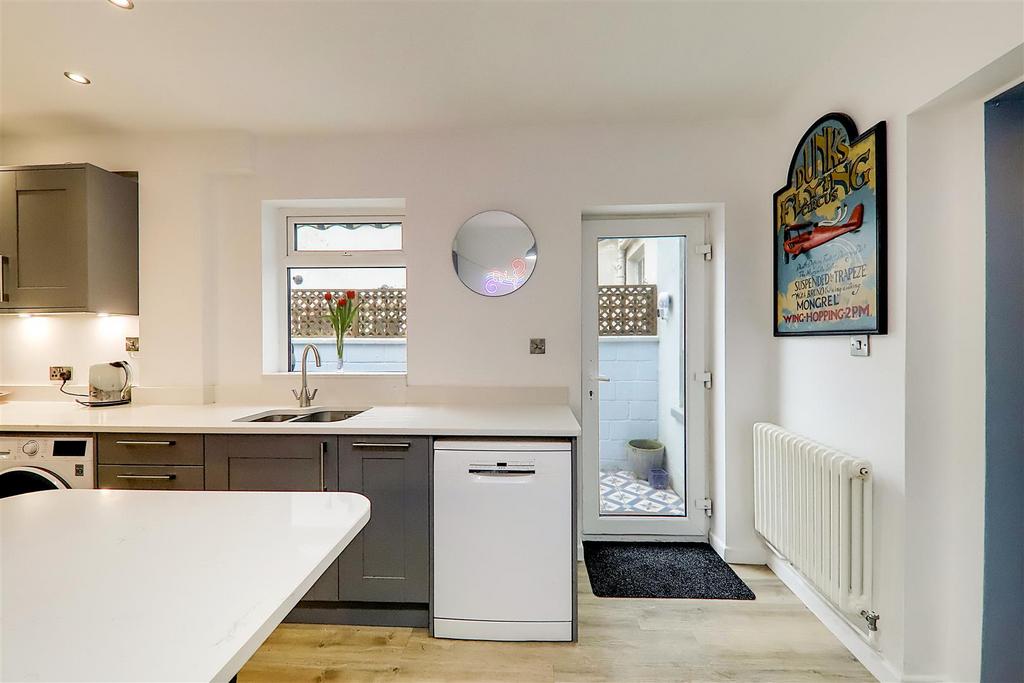 Kitchen/Breakfast Room