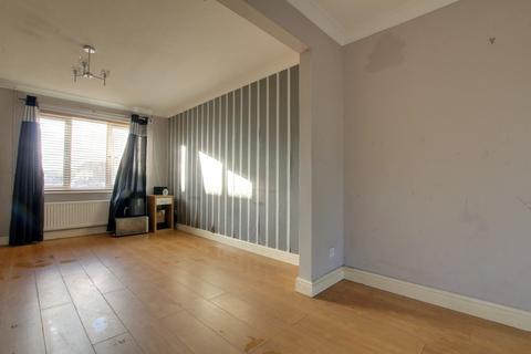 3 bedroom terraced house for sale, Sandringham Drive, Ramsey Forty Foot