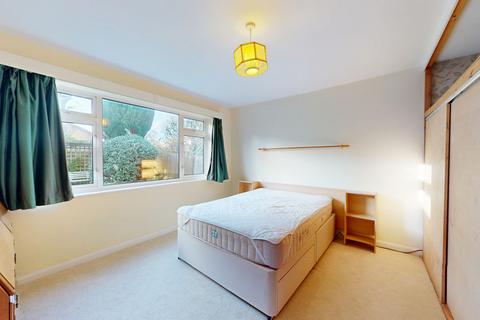undefined, Charnwood Road, Leckhampton