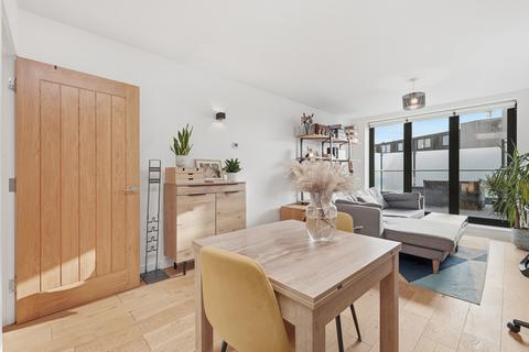 1 bedroom apartment for sale, Woodhouse Road, London