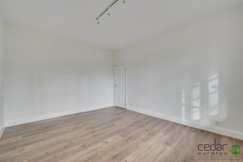 2 bedroom flat to rent, Shirehall Lane, Brent Cross NW4