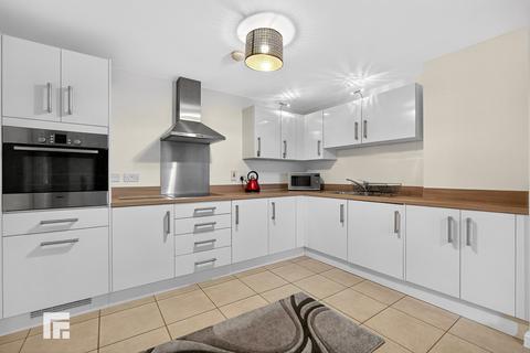 1 bedroom apartment for sale, Marseille House, Century Wharf, Cardiff