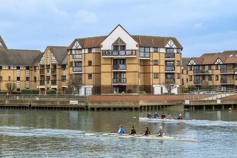 2 bedroom flat for sale - Emerald Quay, Shoreham-by-Sea BN43