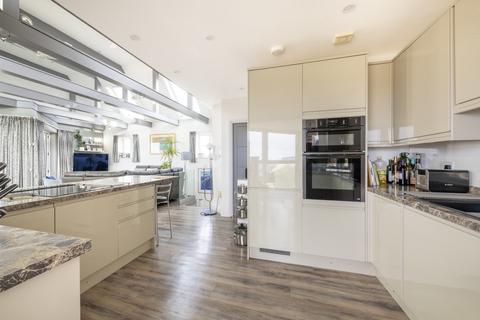 2 bedroom flat for sale, Emerald Quay, Shoreham-by-Sea BN43