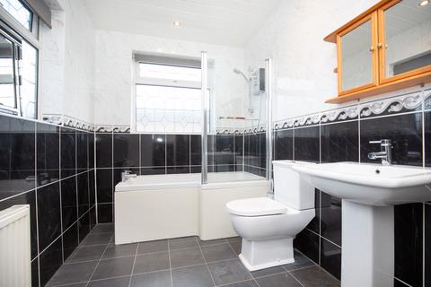 2 bedroom terraced house for sale, Grove Road, Atherstone