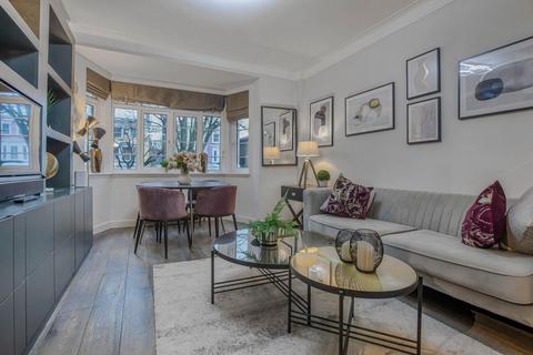 1 bedroom flat for sale, Pembroke Road, London W8