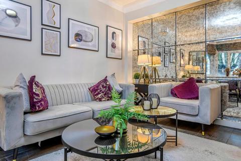 1 bedroom flat for sale, Pembroke Road, London W8