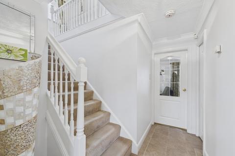 4 bedroom detached house for sale, Mulberry Close, Goldthorpe